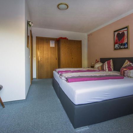 Garni Fischer Oetz Chambre photo