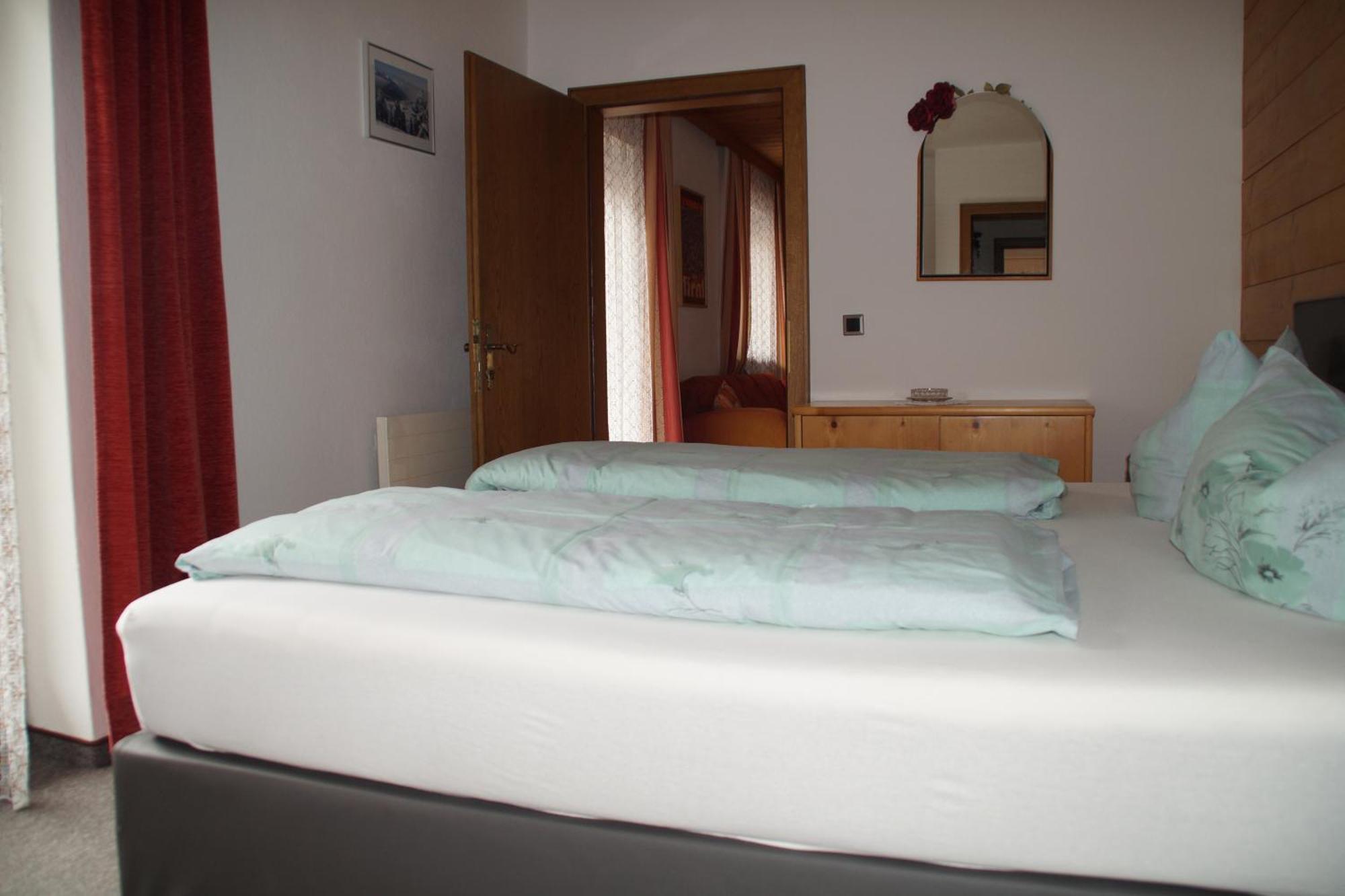 Garni Fischer Oetz Extérieur photo